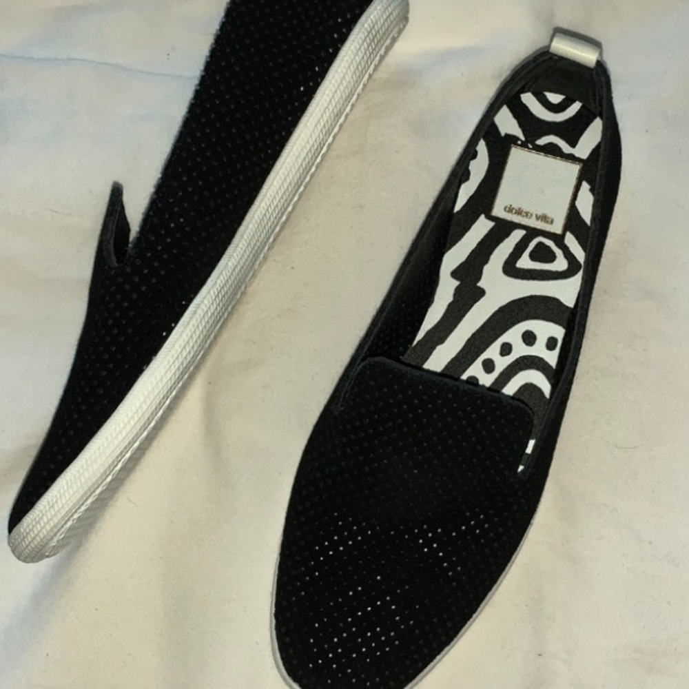 NEW Dolce Vita Sari loafers $150. Black suede Sz 7